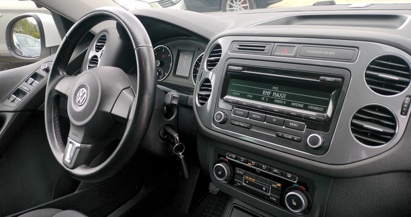 Volkswagen Tiguan cena 54900 przebieg: 130030, rok produkcji 2012 z Drohiczyn małe 92